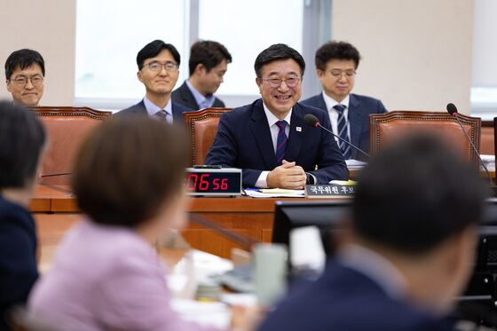[속보]여야, 윤호중 행안부 장관 후보자 청문보고서 합의 채택