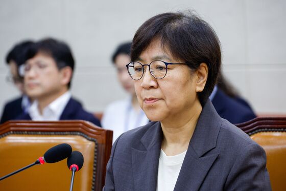 정은경 공방…野 "목숨 담보로 이익" 與 "내란정당 발목"(종합)