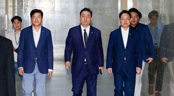 운영위원장실 향하는 김병기 직무대행