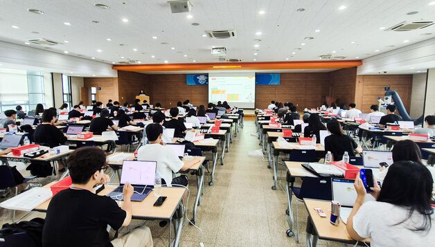 영진전문대 '여름방학 AI 캠프'에 8개 대학 70여명 참가