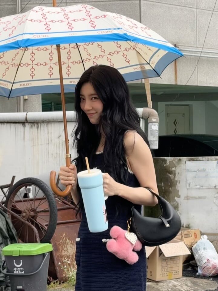 본문 이미지 - 사진=수지 인스타그램