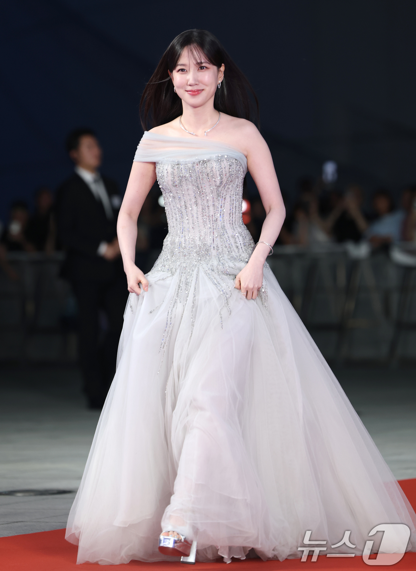 (인천=뉴스1) 권현진 기자 = 배우 박은빈이 18일 인천 중구 파라다이스시티에서 열린 ‘제4회 청룡시리즈어워즈’ 레드카펫 행사에 참석하고 있다. 2025.7.18/뉴스1