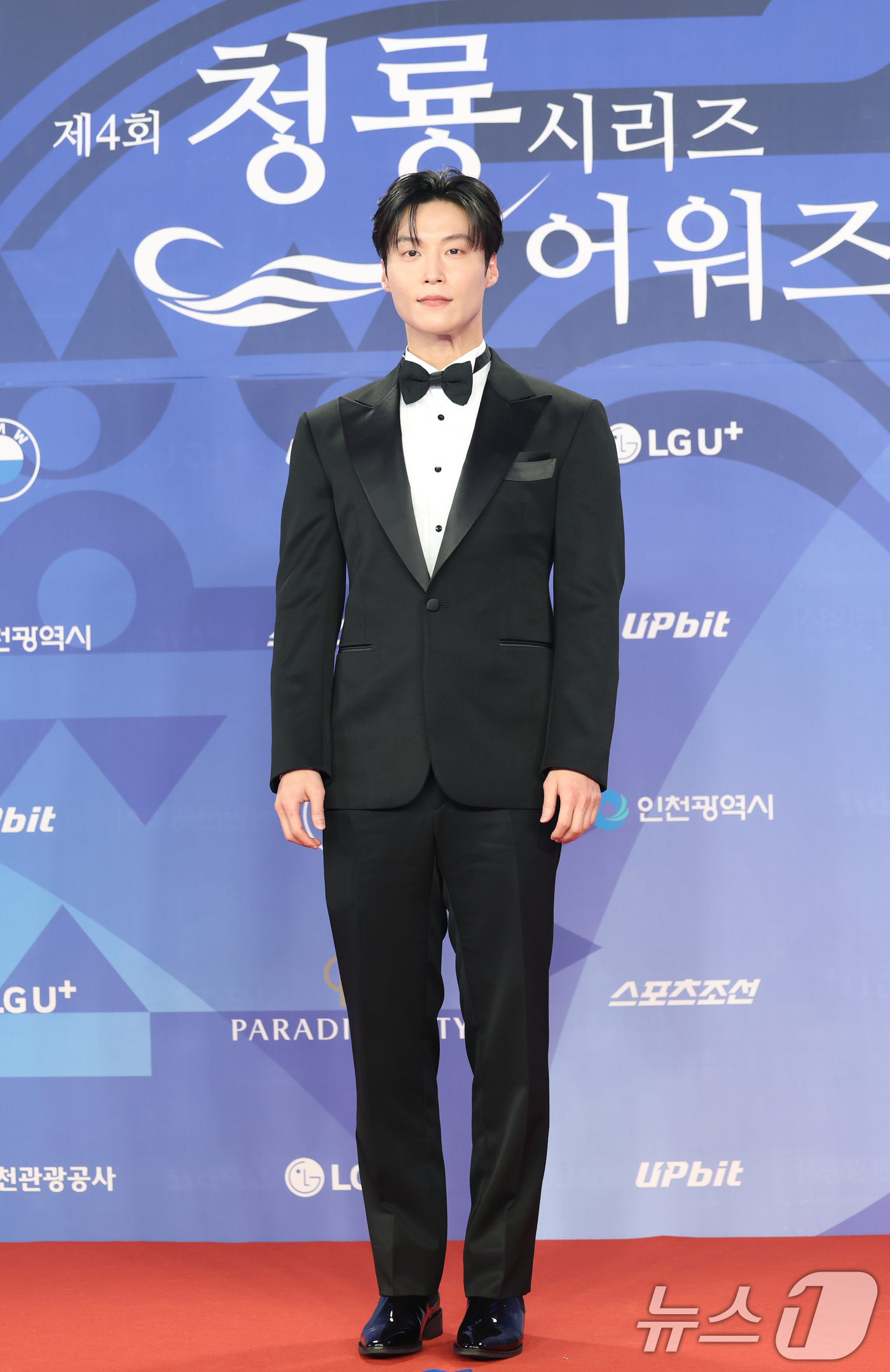 (인천=뉴스1) 권현진 기자 = 배우 허남준이 18일 인천 중구 파라다이스시티에서 열린 ‘제4회 청룡시리즈어워즈’ 레드카펫 행사에 참석해 포즈를 취하고 있다. 2025.7.18/뉴 …