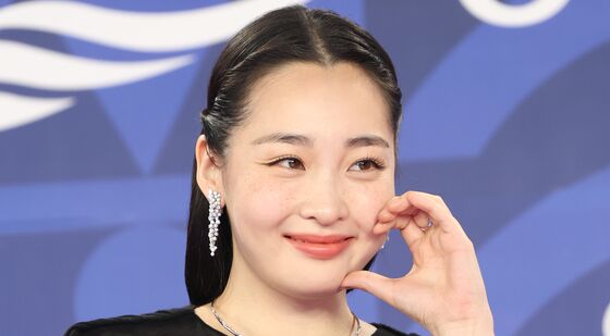 김민하, 사랑스러운 볼 하트