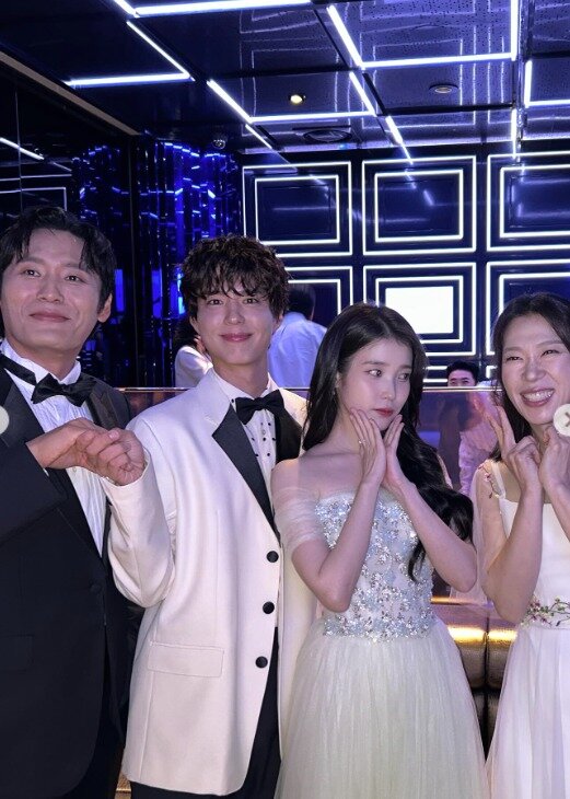 본문 이미지 - 가수 겸 배우 아이유 인스타그램