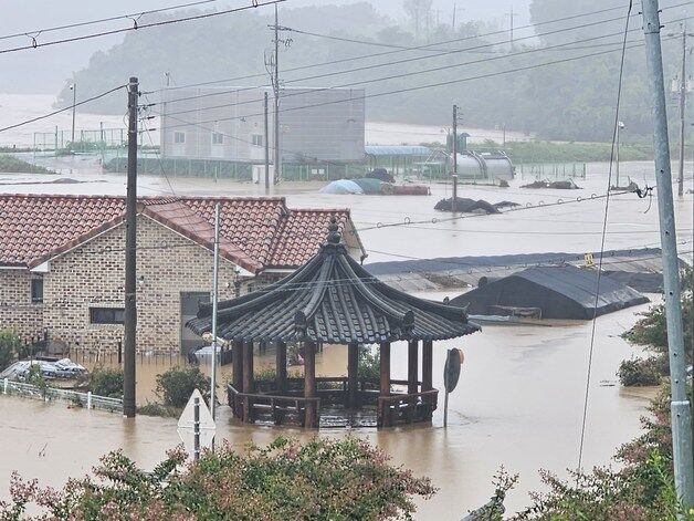 산청 포함 경남 4개군 정전…산사태 탓 복구 작업 난항