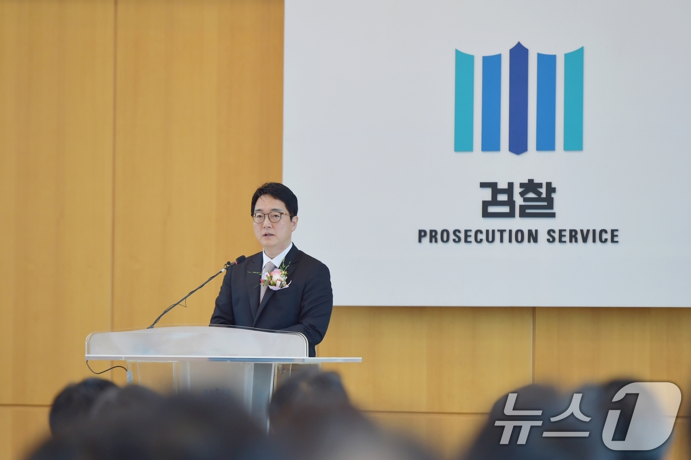 (서울=뉴스1) = 심우정 검찰총장이 2일 서울 서초구 대검찰청에서 열린 퇴임식에서 퇴임사를 하고 있다. (대검찰청 제공. 재판매 및 DB 금지) 2025.7.2/뉴스1