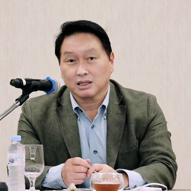 최태원, 장남 컨설팅 회사 입사 "후계 수업? 본인이 원했다"