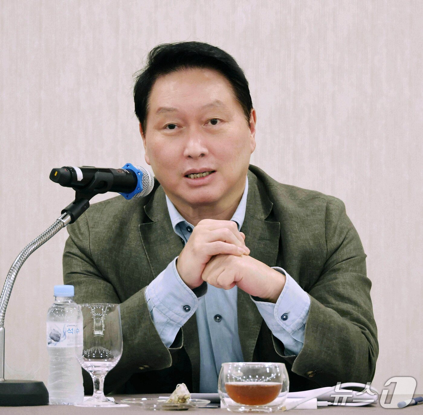 본문 이미지 - 최태원 대한상공회의소 회장이 17일 대한상의 하계포럼 기자간담회에서 발언하고 있다. &#40;사진제공 = 대한상의&#41; ⓒ News1 박기호 기자 