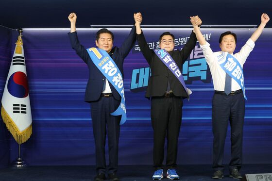 정청래 2연승, 당대표 경선 충청 이어 영남도…62.55% 득표(2보)
