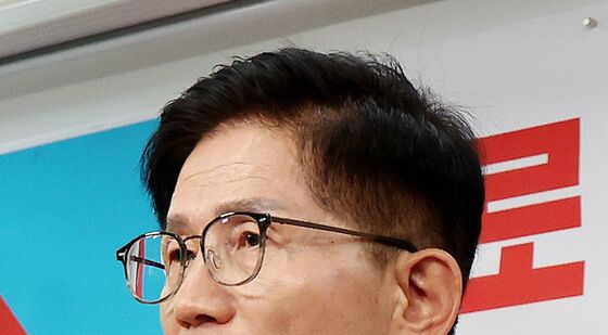 김문수, 국민의힘 대표 출마선언…"이재명 독재 폭주 막을 것"