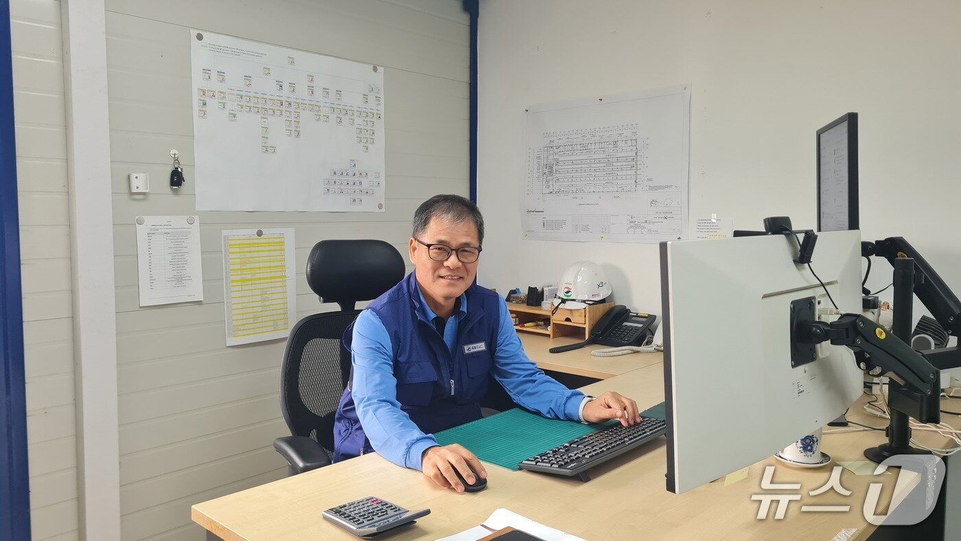 본문 이미지 - 싱가포르 ITTC 현장을 이끈 현정원 GS건설 소장/ 뉴스1 ⓒ News1 오현주 기자  