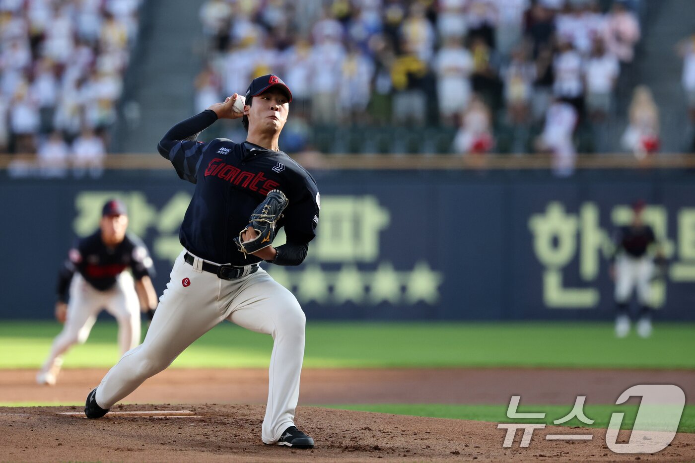 본문 이미지 - 롯데 자이언츠 투수 이민석. 2025.7.20/뉴스1 ⓒ News1 이승배 기자
