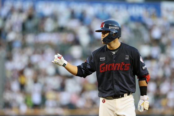 '김민성 결승타' 롯데, SSG 제압…통산 13번째 시범경기 1위 확정