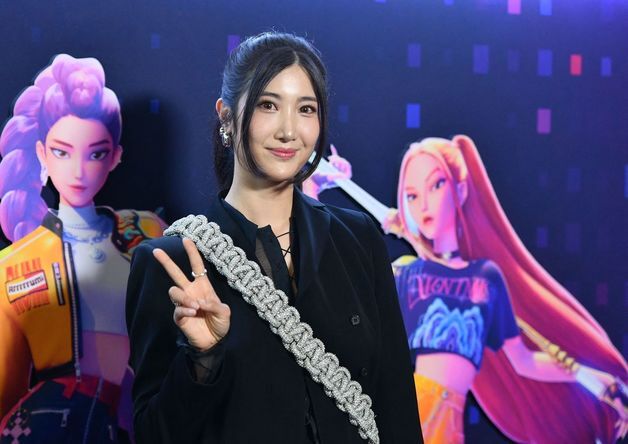'케데헌 '골든' 가창자·신영균 외손녀' 이재, 빌보드 1위에 눈물 "더 열심히"