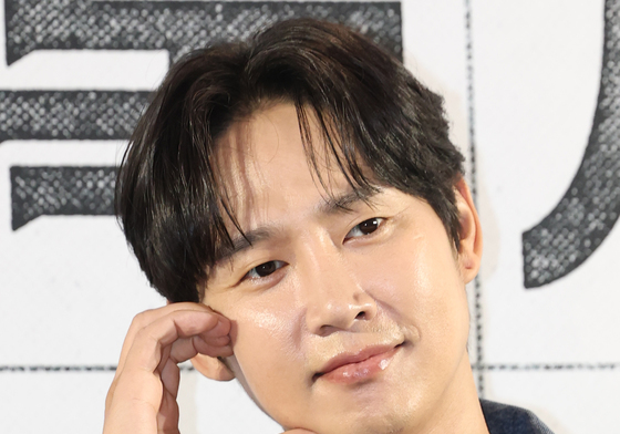 'AV 업로드 논란' 이후 첫 복귀…박성훈 "신중하고 엄중한 태도로 임해"