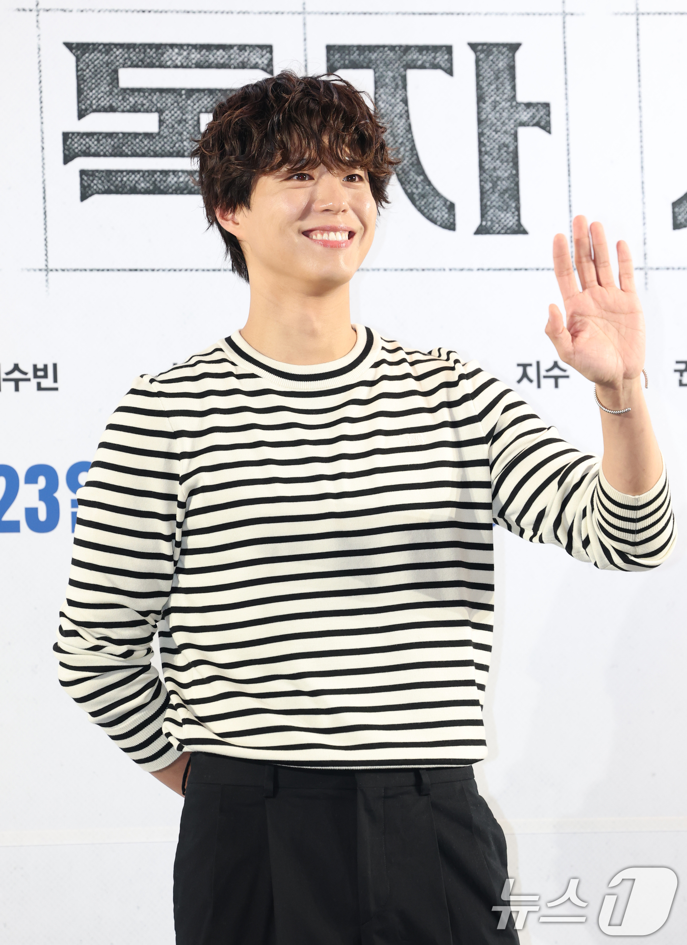 (서울=뉴스1) 권현진 기자 = 배우 박보검이 21일 서울 송파구 롯데시네마 월드타워점에서 열린 영화 '전지적 독자 시점‘(감독 김병우) VIP 시사회에 참석해 포즈를 취하고 있다 …