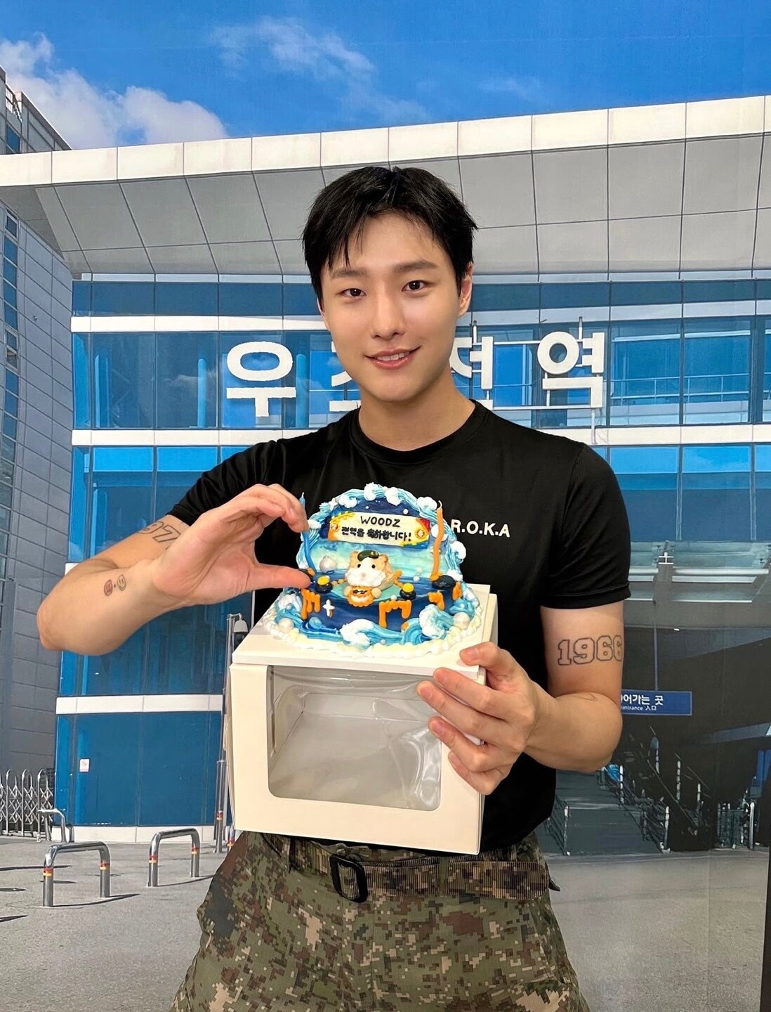 본문 이미지 - 가수 우즈(조승연) 인스타그램