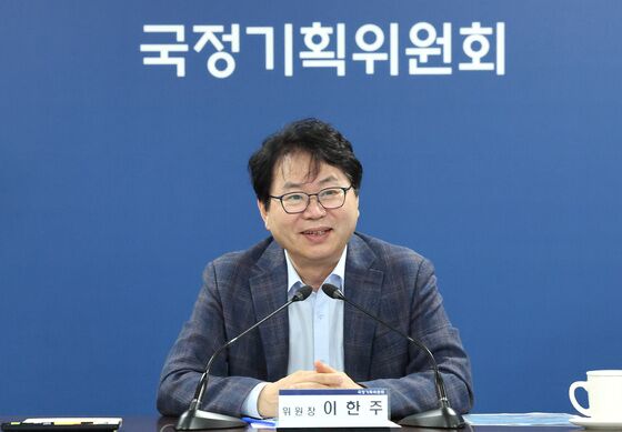 AI·기본사회 등에 210조 투입…증세·지출 구조조정으로 재원 조달