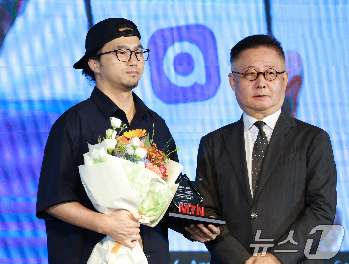 AI·TECH 부문 최우수상을 수상한 아하앤컴퍼니 - 뉴스 썸네일 이미지