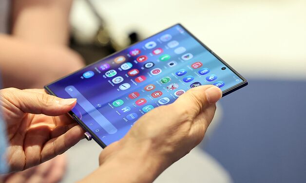 "얼마나 인기있으면"…삼성 갤Z폴드7·플립7 5000여대 英서 도난