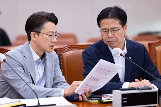 '과잉 생산 쌀 매입' 양곡관리법, 농해수위 소위 여야 합의 통과
