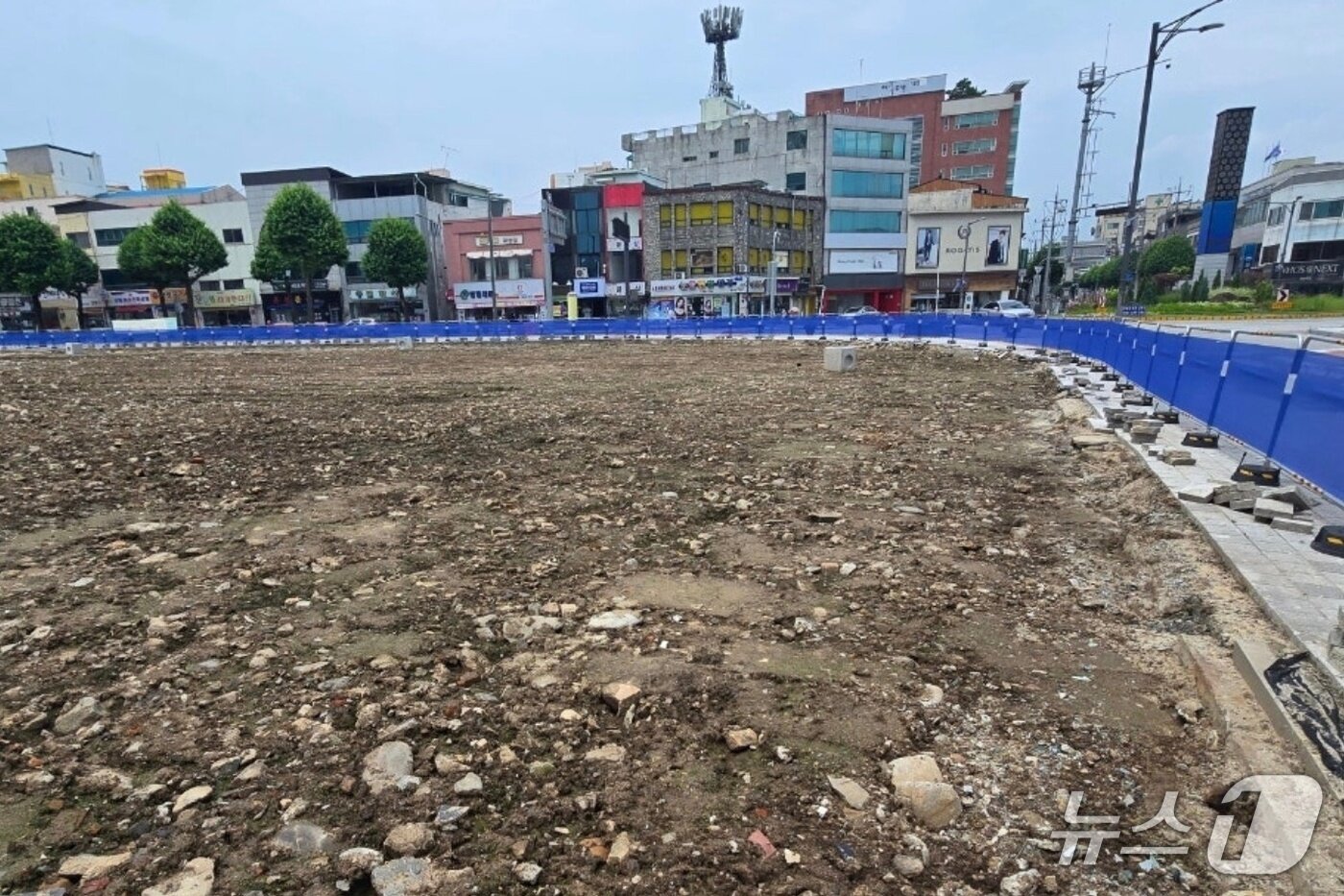 본문 이미지 -  철거 후 충주 중앙어울림시장.(지역 SNS 커뮤니티 게시글 캡처)/뉴스1