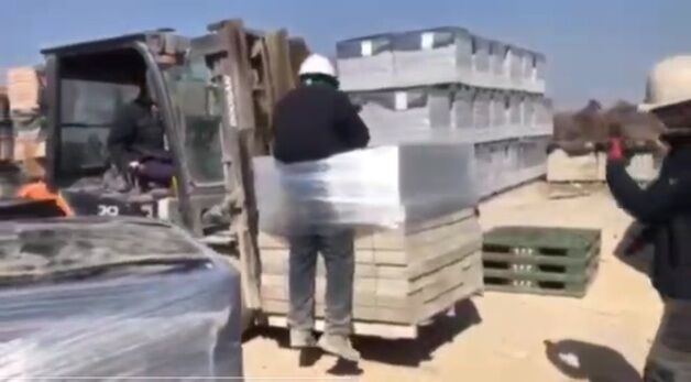 전남 벽돌공장 이주노동자 인권 유린…경찰, 지게차 운전자 입건