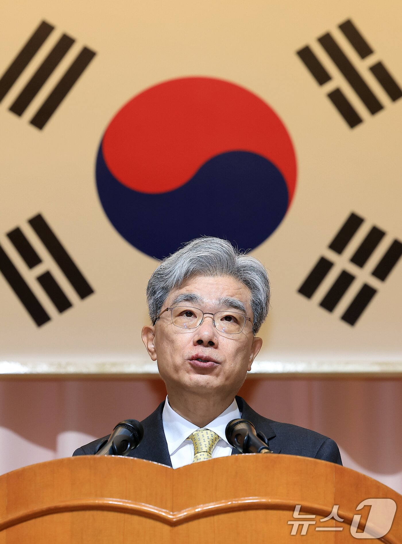 본문 이미지 - 김상환 헌법재판소장이 24일 오전 서울 종로구 재동 헌법재판소에서 열린 취임식에서 취임사를 하고 있다. 2025.7.24/뉴스1 ⓒ News1 박정호 기자