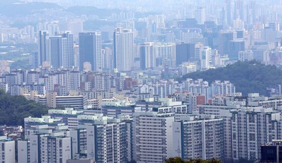 이주비 막히자 사업 '올스톱'…건설사·조합 '긴장' [6·27 규제 한달]④