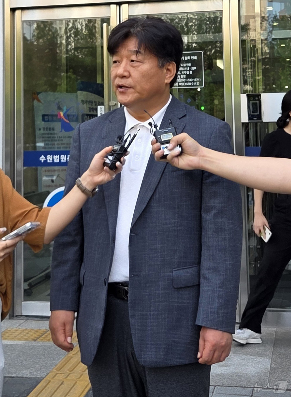 (경기=뉴스1) 배수아 기자 = 제22대 국회의원 선거 당시 '대출 사기 의혹'으로 재판에 넘겨진 양문석 더불어민주당 의원(경기 안산시갑)이 24일 오후 경기 수원시 영통구 수원지 …