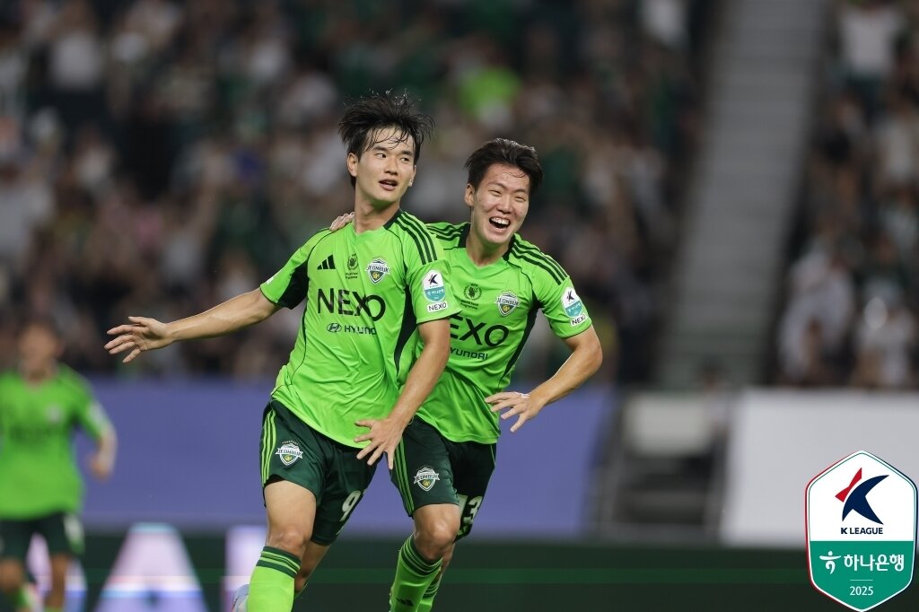 본문 이미지 - 개막 후 출발을 1승2무2패로 시작했는데 7월 막바지로 향할 때까지 패배 숫자가 그대로다. &#40;한국프로축구연맹 제공&#41;