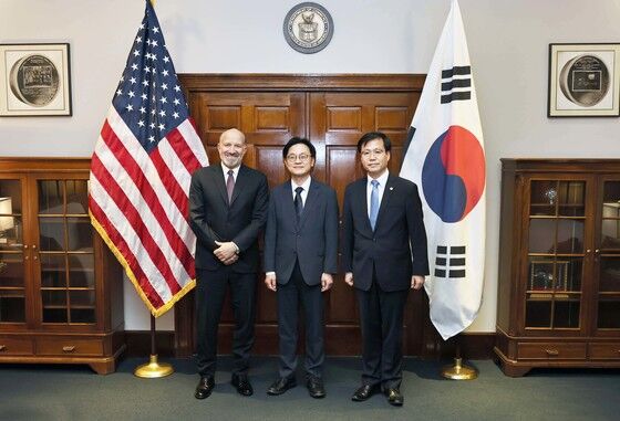 김정관·여한구, 귀국 미루고 관세 협상 총력전…발효 전 타결 안간힘