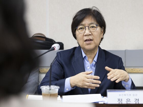 "이해충돌 없도록"…정은경 장관, 배우자 보유 주식 '전량 매도'