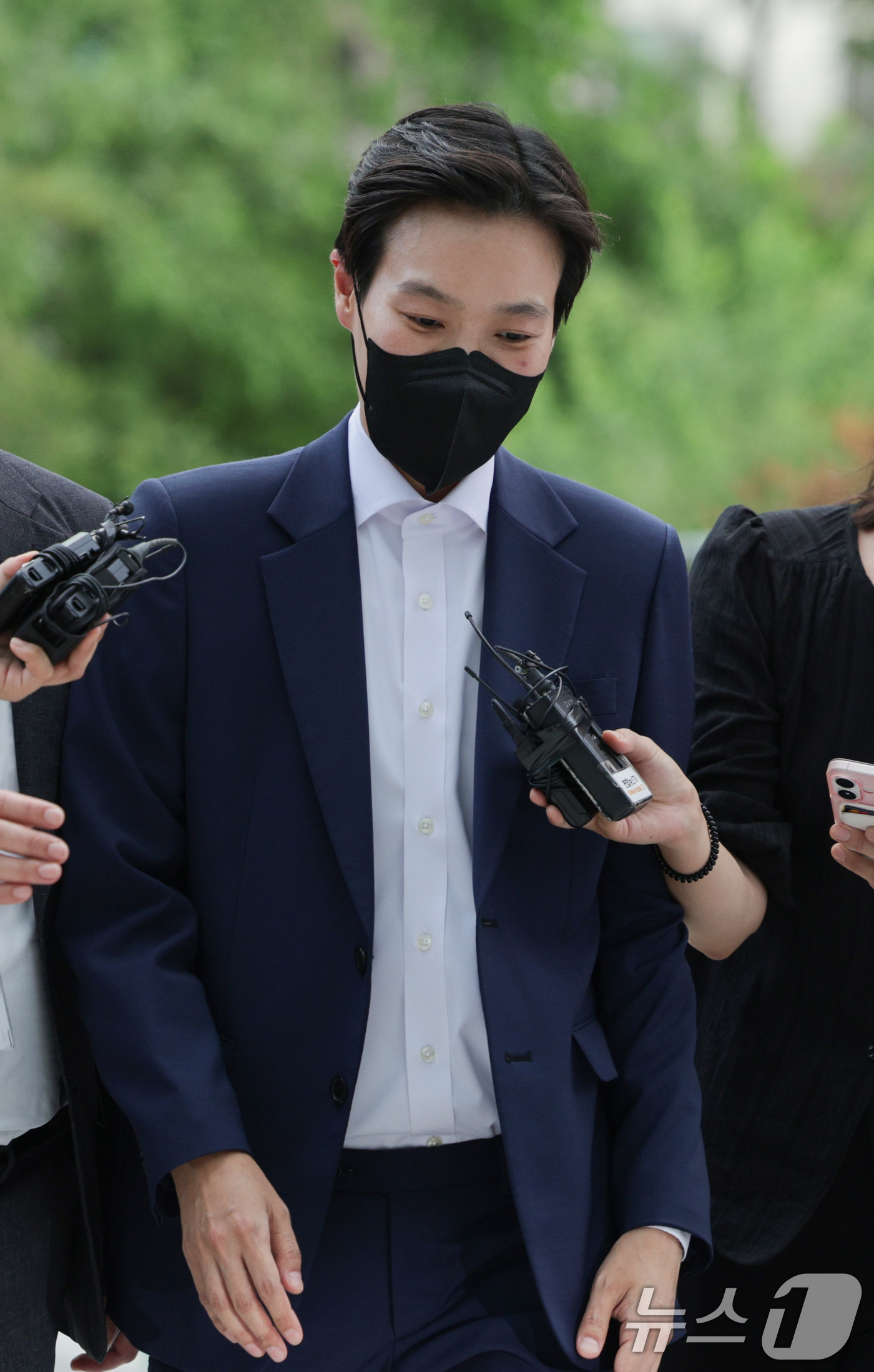 (서울=뉴스1) 신웅수 기자 = 김건희 여사의 이른바 '문고리 3인방' 중 한 명인 정지원 전 대통령실 행정관이 25일 오후 서울 종로구에 마련된 김건희 특검팀(특별검사 민중기) …