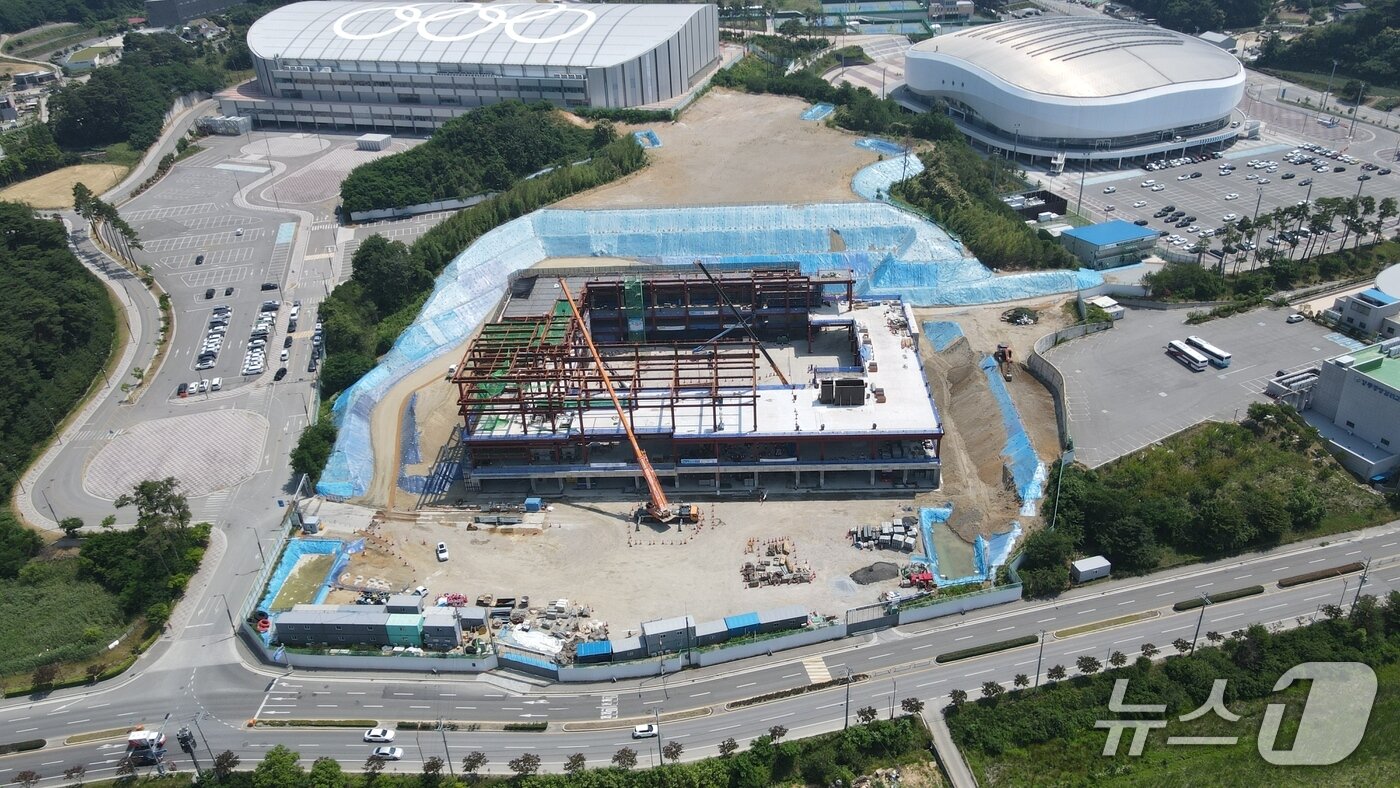 본문 이미지 - 강원 강릉컨벤션센터 공사 현장.&#40;강릉시 제공, 재판매 및 DB 금지&#41;