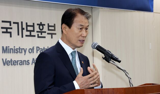 권오을 "민주유공자법 빨리 제정…이한열·박종철 예우해야"