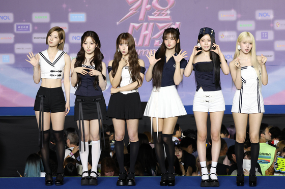 엔믹스, 올해 최고 K팝 노래 등극…외신 호평 세례