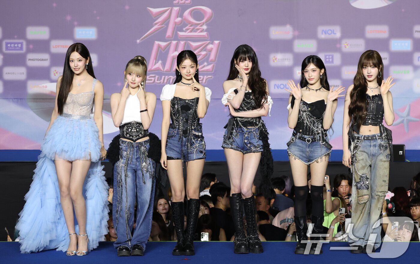 본문 이미지 - 아이브 안유진&#40;왼쪽부터&#41;과 가을, 레이, 장원영, 이서, 리즈 /뉴스1 ⓒ News1 권현진 기자