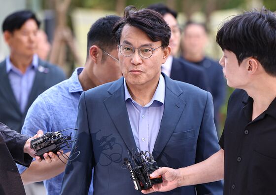 '공천개입 의혹' 윤상현 의원 특검 조사 14시간 40분 만에 종료(종합)