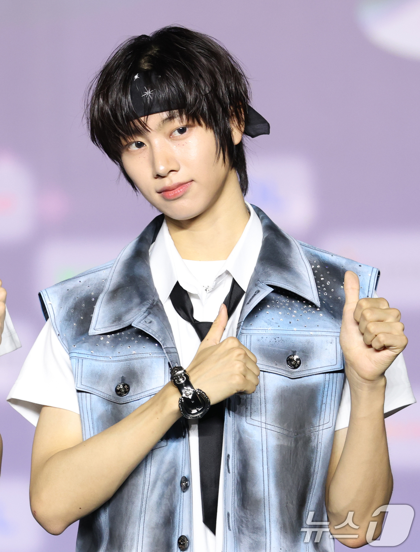 (고양=뉴스1) 권현진 기자 = 아이딧 박성현이 27일 경기도 고양시 일산서구 킨텍스 제1전시장에서 열린 ‘2025 SBS 가요대전 Summer’(이하 ‘가요대전’) 블루카펫 행사 …