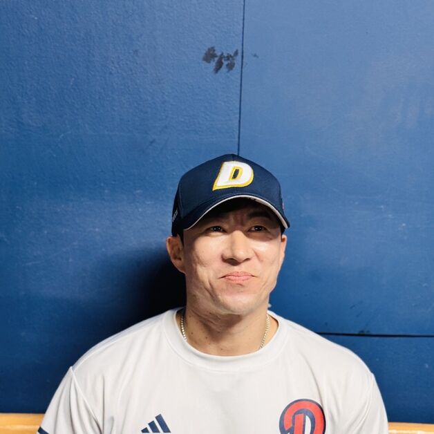 '두산 최고령 승리' 고효준 "40대들이여, 당신도 할 수 있다"