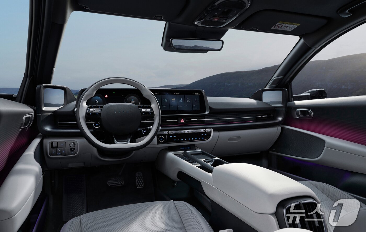 본문 이미지 - 현대차 '더 뉴 아이오닉 6'.(현대차 제공) 