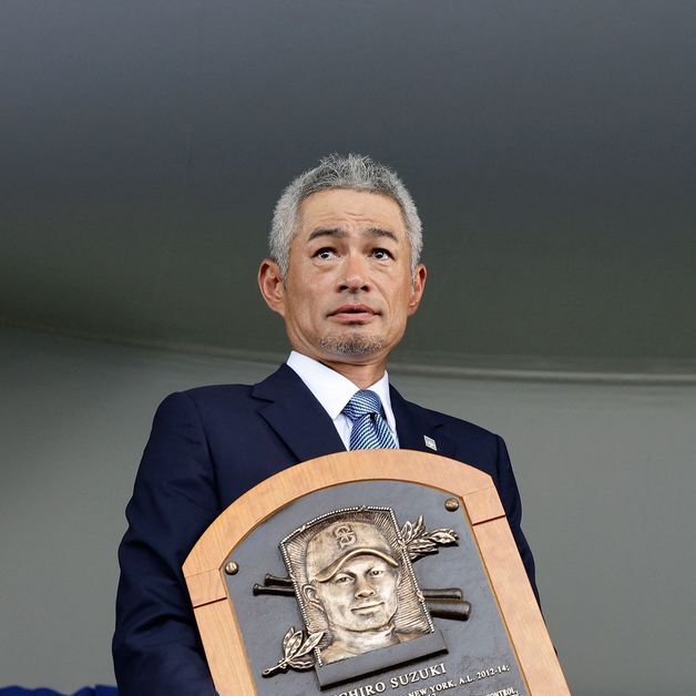 이치로, 아시아 선수 최초 MLB 명예의 전당 입회…"한계는 없다"