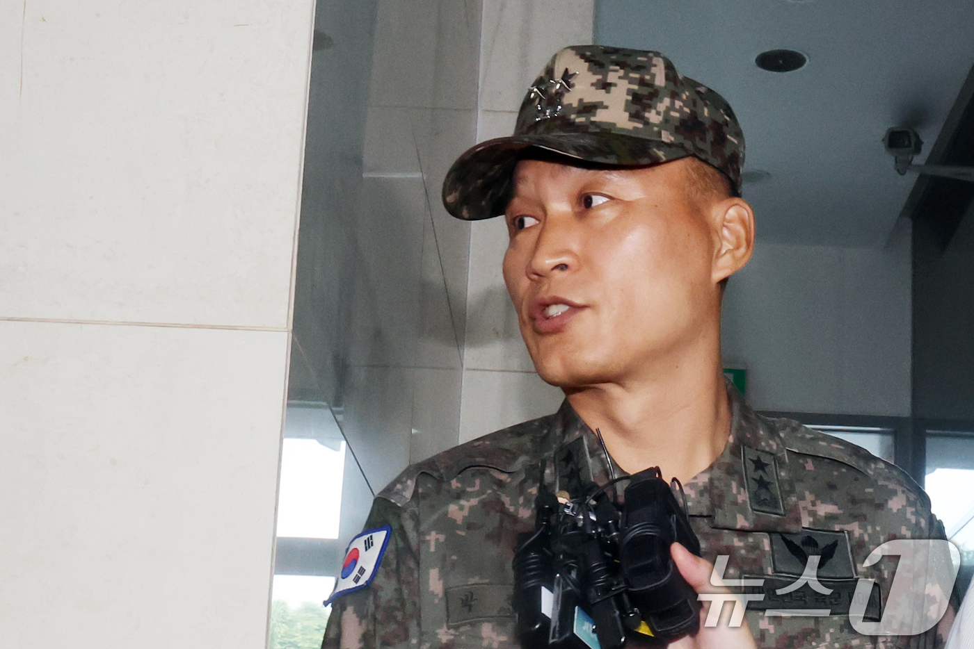 (서울=뉴스1) 황기선 기자 = 박진희 전 국방부 군사보좌관(육군 소장·현 육군 제56사단장)이 28일 오전 서울 서초구 순직해병 특검(특별검사 이명현)으로 조사를 위해 출석하고 …