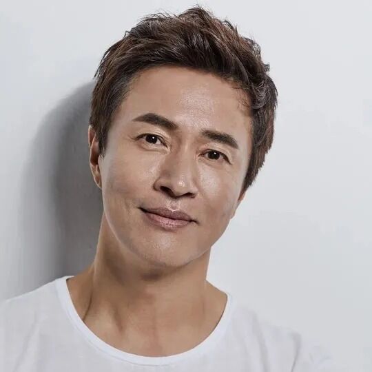 김정민, 모친상…슬픔 속 빈소 지키는 중