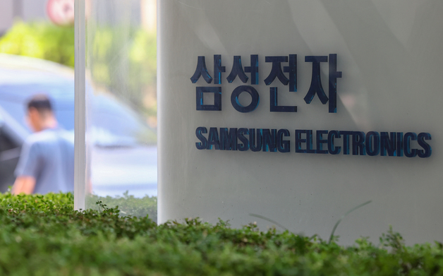 반도체 수주·릴레이 신제품 출시…삼성전자, 하반기 반등 시도 돌입