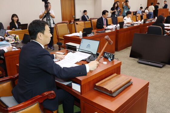 법사소위, '집중투표제 의무화·감사위원 2명' 상법 개정안 처리(2보)