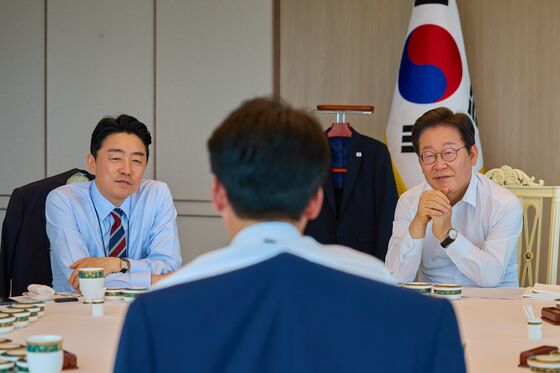 李대통령 "국익 위해 끝까지 최선"…美 현지 협상팀과 관세 대응 논의