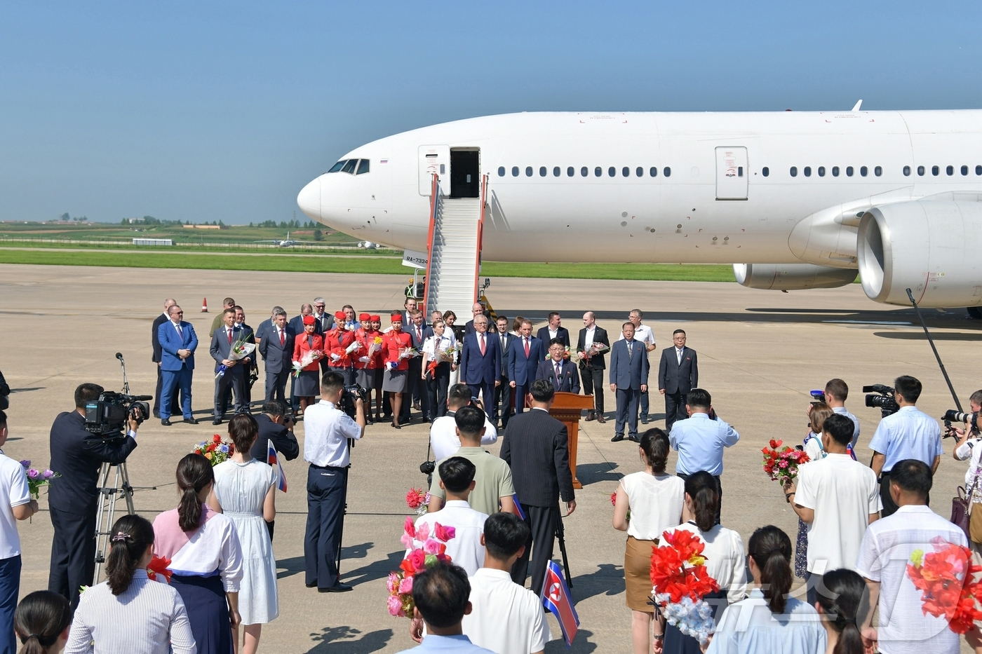 (평양 노동신문=뉴스1) = 북한 노동당 기관지 노동신문은 지난 28일 평양-모스크바 직항로 운영을 재개하는 축하의식이 진행됐다고 29일 보도했다. [국내에서만 사용가능. 재배포 …